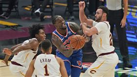 ▲蘭德爾（Julius Randle）大三元中止騎士連勝。（圖／美聯社／達志影像）