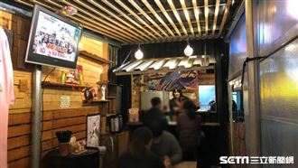 因妥瑞症被霸凌　拉麵店夫妻暖接受他