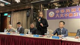 地政士公會全國聯合會理事長李嘉嬴建議買賣雙方各自委託合法專業信賴的地政士來共同辦理（圖／資料照）