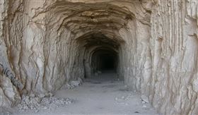 洞穴 隧道 （圖／翻攝自pixabay）