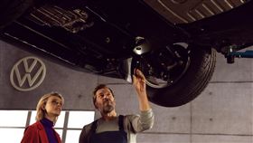 ▲台灣福斯引進0W-30長效型機油（圖／福斯提供）