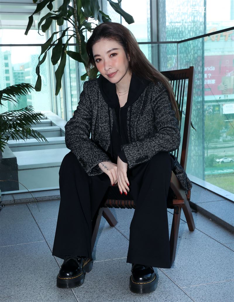 許維恩三立新聞網專訪。（記者邱榮吉/攝影）