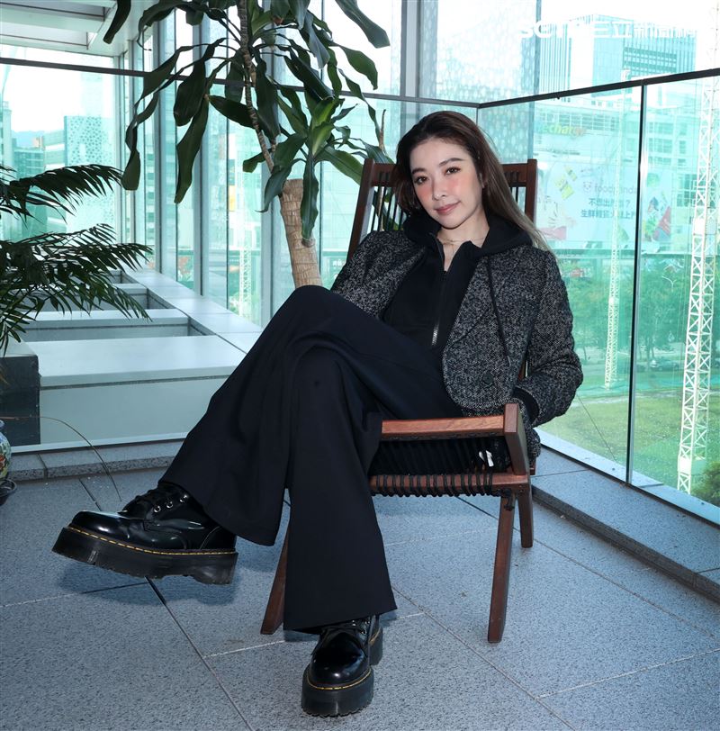 許維恩三立新聞網專訪。（記者邱榮吉/攝影）