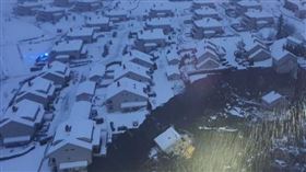 挪威小鎮發生嚴重走山事件，建築物搖搖欲墜。（圖／翻攝自m_eliseev推特）