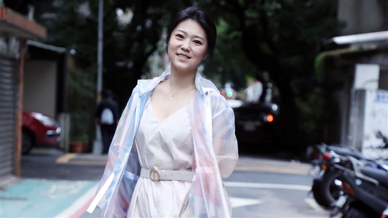 歌的故事／抱一個　曹雅雯為同志發聲