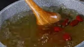 黑糖薑母茶。（圖／肥大叔Fat Uncle授權）