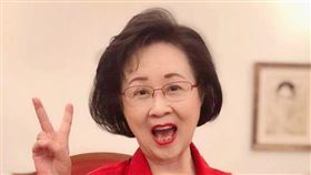 瓊瑤。（翻攝自瓊瑤臉書）