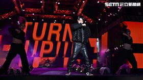 周湯豪術後勁歌熱舞完美演出。