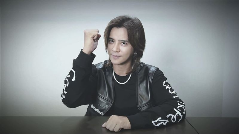 沒代言卻秒舔？羅志祥挺血棉花被打臉