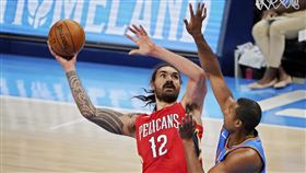 ▲「水行俠」亞當斯（Steven Adams）打爆前東家雷霆。（圖／美聯社／達志影像）