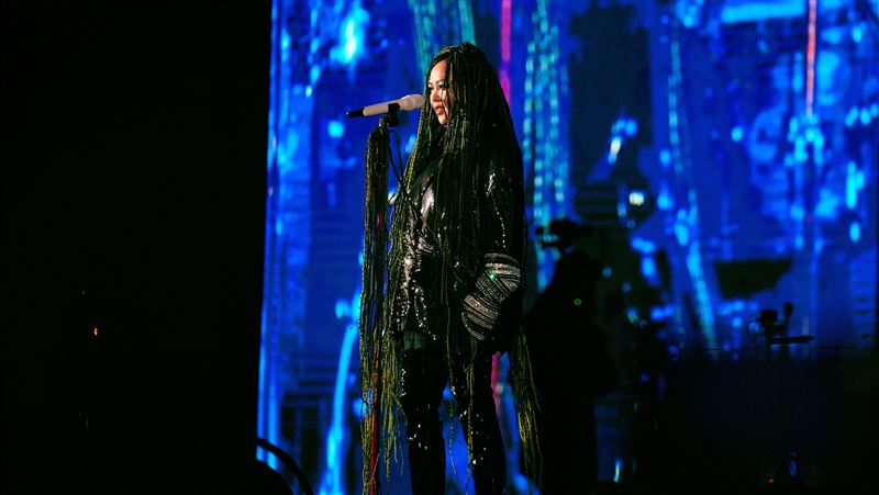 阿妹又腫又沙啞？歌迷平反喊台東之光