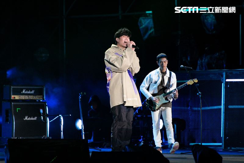 宇宙人擔任「臺北最High新年城-2021跨年晚會」演唱嘉賓。（圖／記者楊澍攝影）