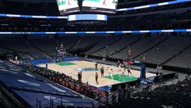 ▲NBA將要求球員在搭巴士和飛機時配戴追蹤器。（圖／美聯社／達志影像）