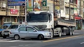 砂石車　推車　（圖／翻攝畫面）