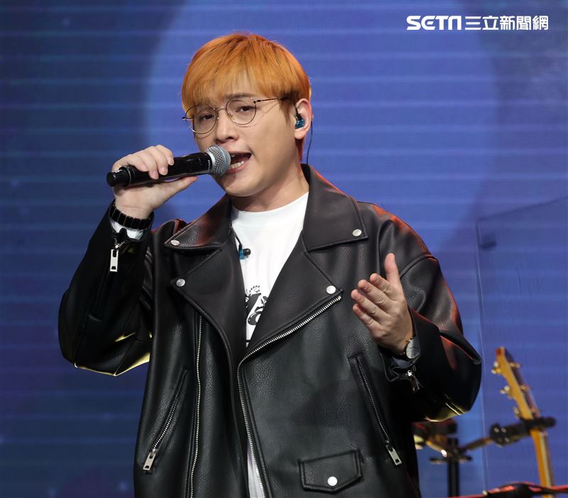 邱振哲「失戀學」期末考演唱會。（記者邱榮吉/攝影）