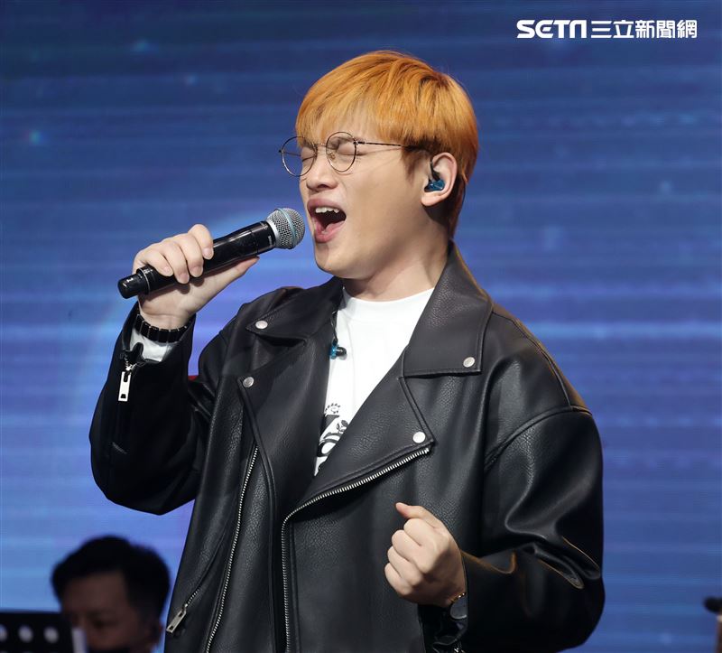 邱振哲「失戀學」期末考演唱會。（記者邱榮吉/攝影）