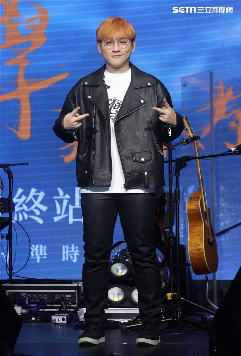 邱振哲「失戀學」期末考演唱會。（記者邱榮吉/攝影）