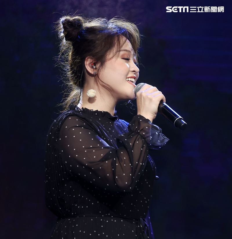 邱振哲「失戀學」期末考演唱會總彩排，特別嘉賓許莉潔。（記者邱榮吉/攝影）