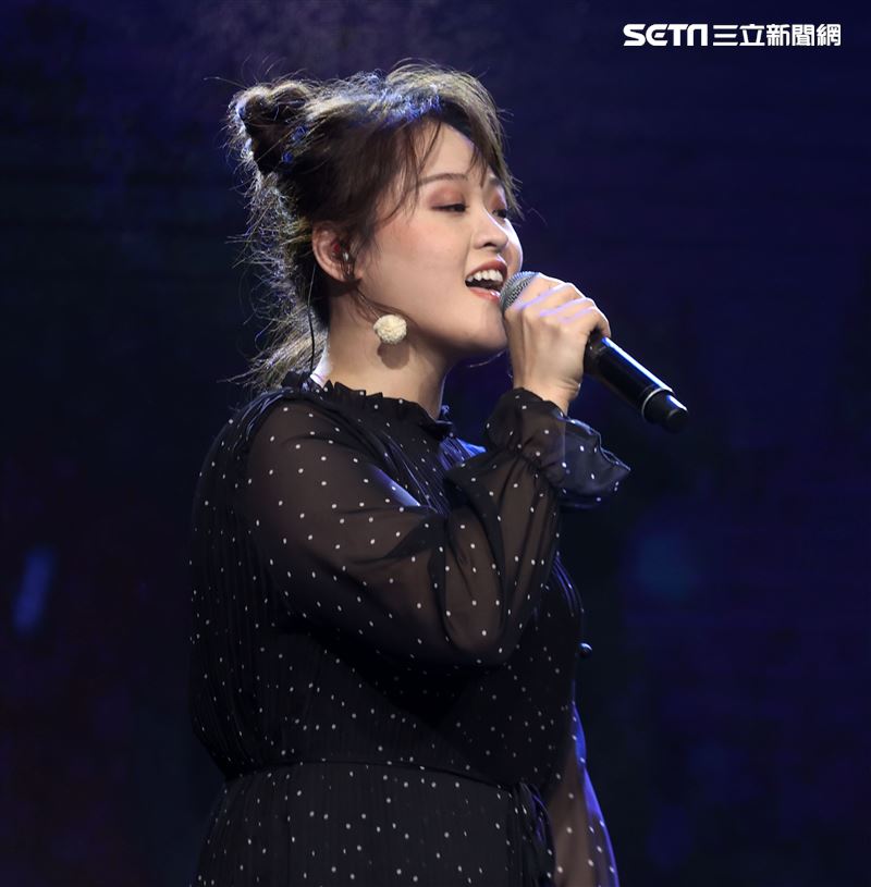 邱振哲「失戀學」期末考演唱會總彩排，特別嘉賓許莉潔。（記者邱榮吉/攝影）