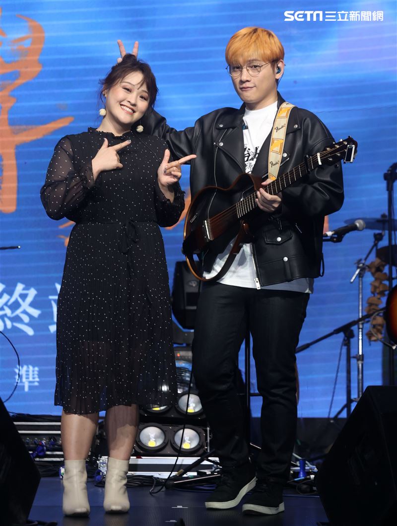 邱振哲「失戀學」期末考演唱會總彩排，特別嘉賓許莉潔。（記者邱榮吉/攝影）