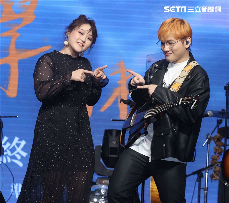 邱振哲「失戀學」期末考演唱會總彩排，特別嘉賓許莉潔。（記者邱榮吉/攝影）