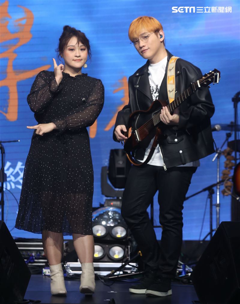 邱振哲「失戀學」期末考演唱會總彩排，特別嘉賓許莉潔。（記者邱榮吉/攝影）