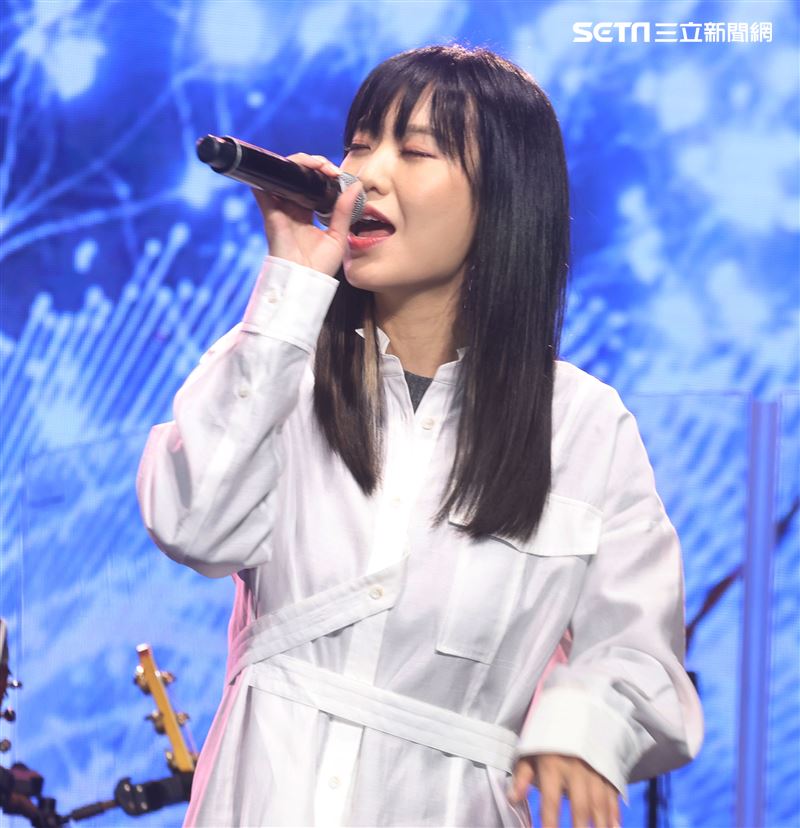 邱振哲「失戀學」期末考演唱會總彩排，特別嘉賓孫盛希。（記者邱榮吉/攝影）