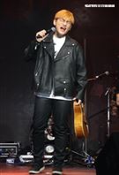 邱振哲「失戀學」期末考演唱會。（記者邱榮吉/攝影）