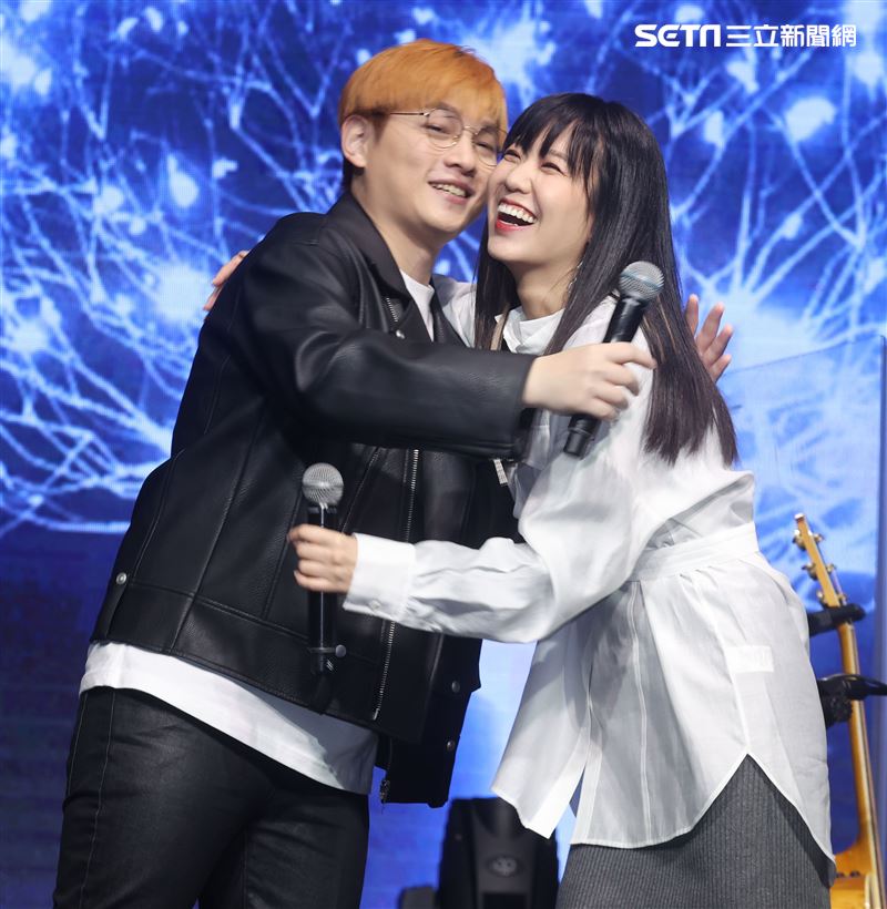邱振哲「失戀學」期末考演唱會總彩排，特別嘉賓孫盛希。（記者邱榮吉/攝影）