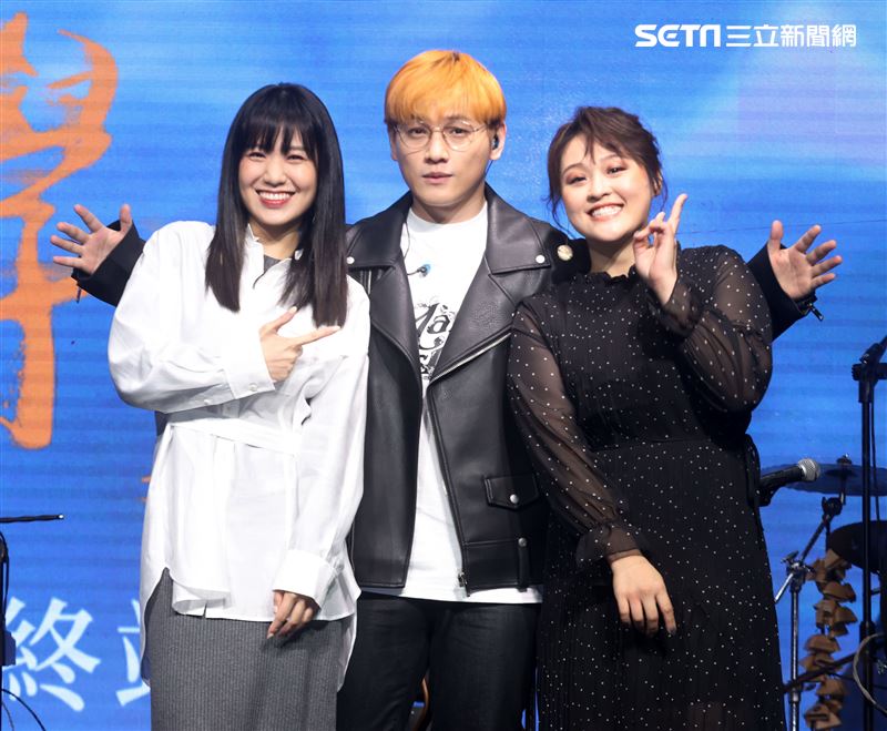 邱振哲「失戀學」期末考演唱會總彩排，特別嘉賓孫盛希、許莉潔。（記者邱榮吉/攝影）