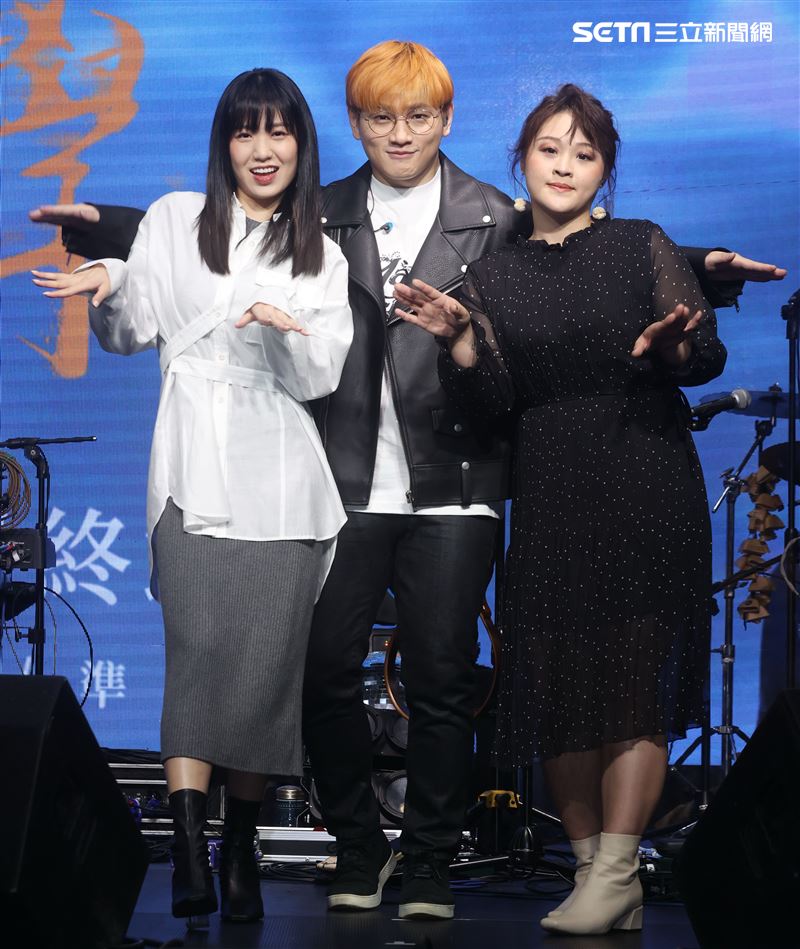 邱振哲「失戀學」期末考演唱會總彩排，特別嘉賓孫盛希、許莉潔。（記者邱榮吉/攝影）