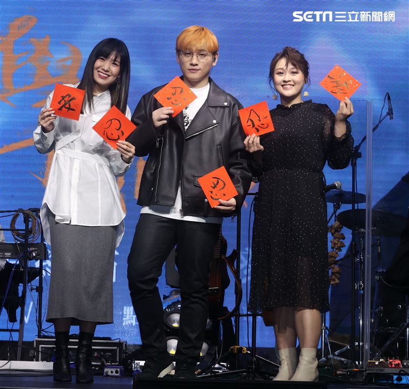 邱振哲「失戀學」期末考演唱會總彩排，特別嘉賓孫盛希、許莉潔。（記者邱榮吉/攝影）