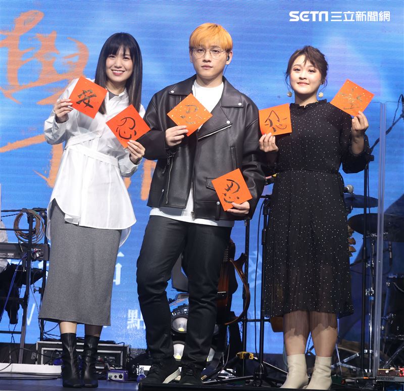 邱振哲「失戀學」期末考演唱會總彩排，特別嘉賓孫盛希、許莉潔。（記者邱榮吉/攝影）