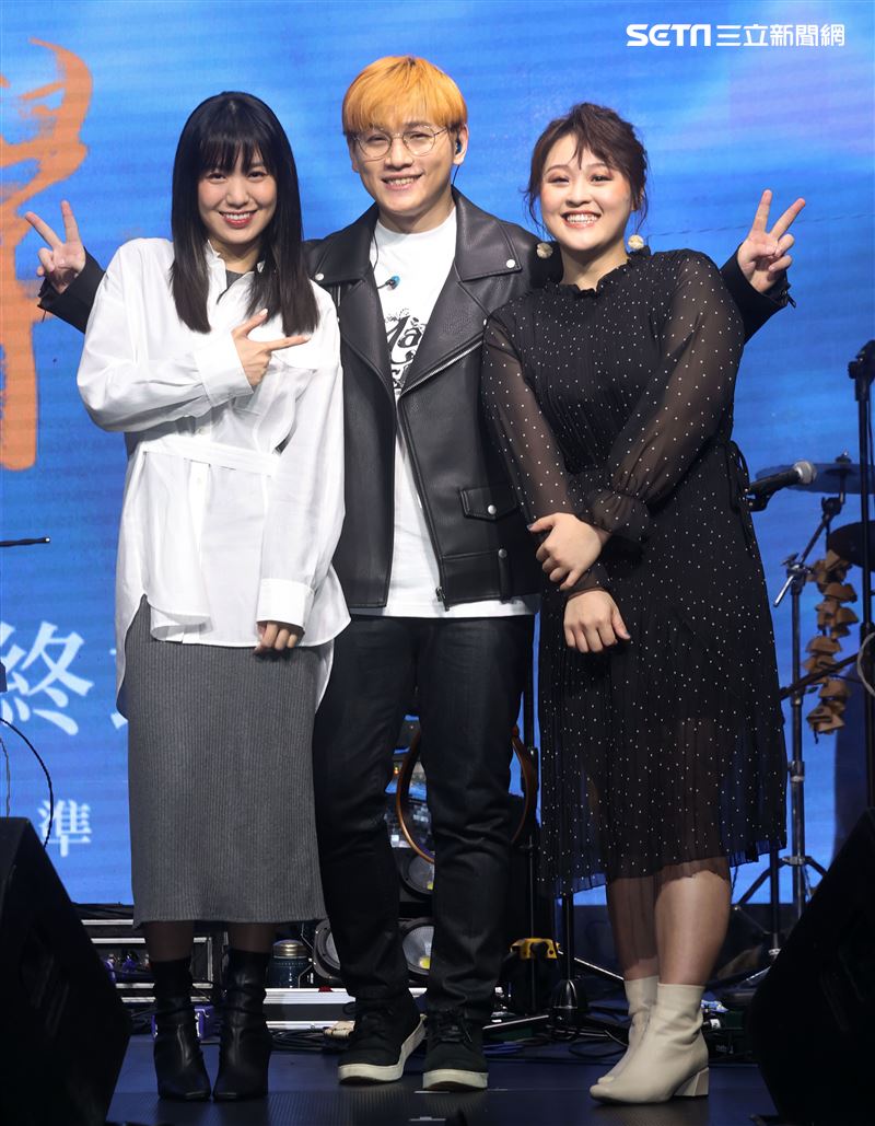 邱振哲「失戀學」期末考演唱會總彩排，特別嘉賓孫盛希、許莉潔。（記者邱榮吉/攝影）