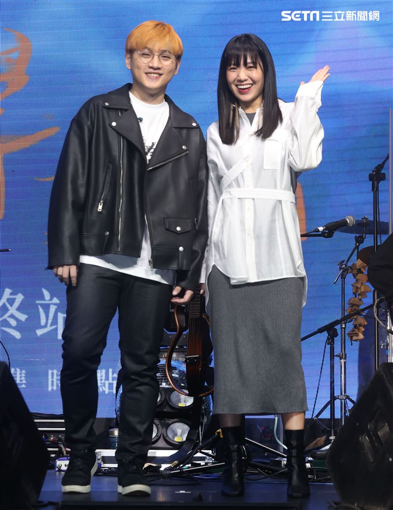 邱振哲「失戀學」期末考演唱會總彩排，特別嘉賓孫盛希。（記者邱榮吉/攝影）