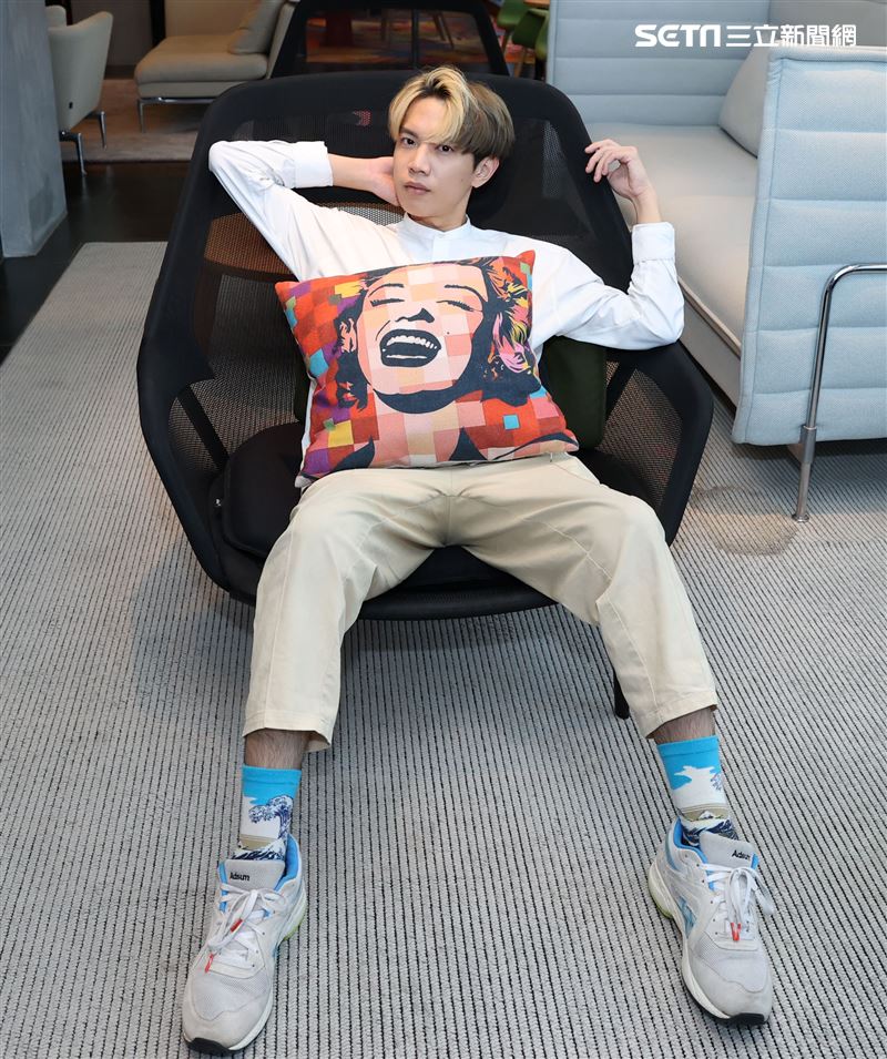 楊士弘三立新聞網專訪。（記者邱榮吉/攝影）