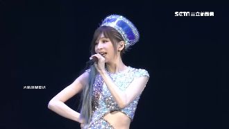 王心凌再登小巨蛋　合唱伍佰歌迷嗨翻