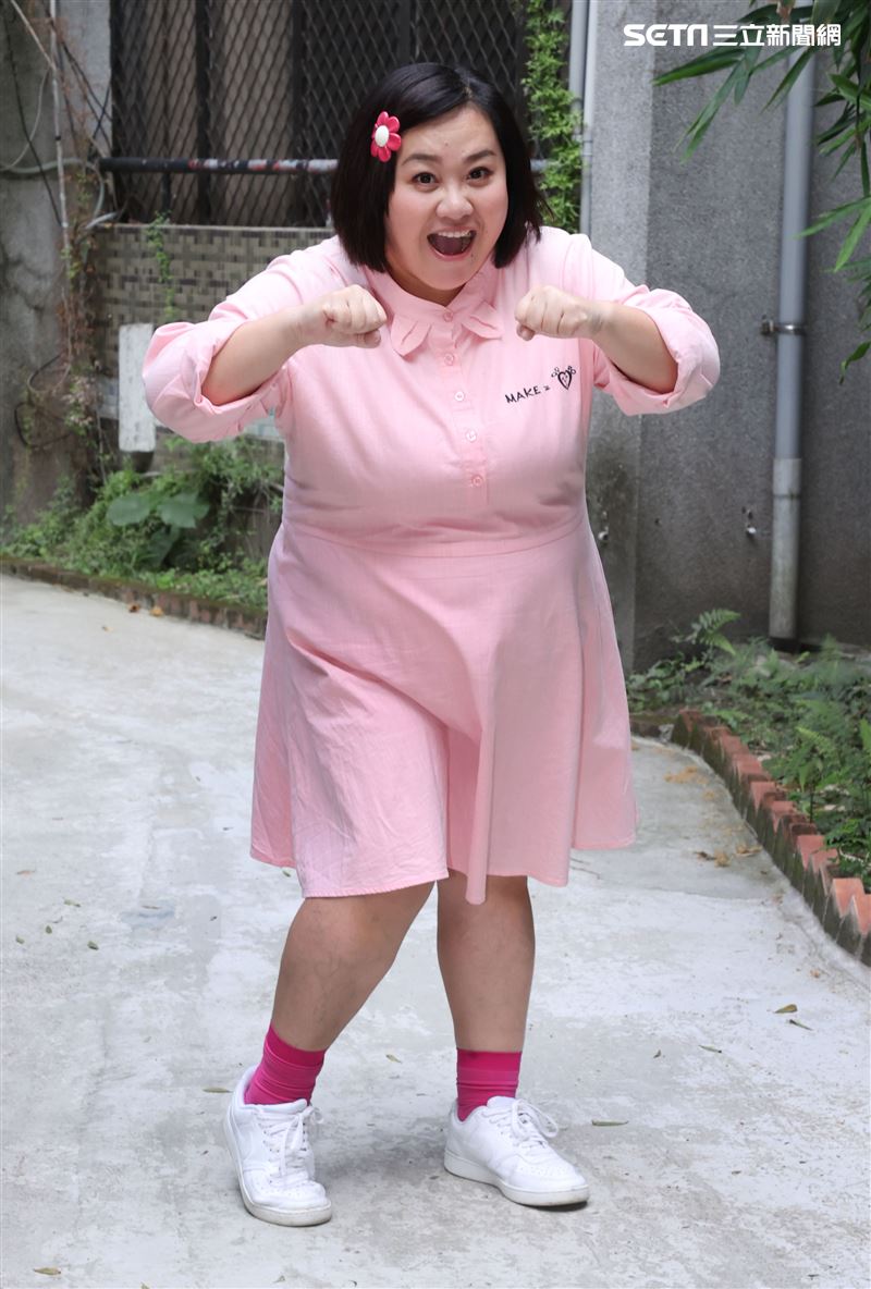 鍾欣凌三立新聞網專訪。（記者邱榮吉/攝影）