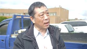 漁業署主秘繆自昌台西現勘災情農委會漁業署主任秘書繆自昌4日在雲林台西現勘災損情形時表示，這次雲林養殖漁業災損，已達到天然災害救濟標準，可申請現金補助或低利貸款。中央社記者蔡智明攝  110年1月4日