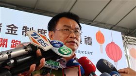 陳吉仲：豬肉價格波動在合理範圍農委會主委陳吉仲4日指出，過去5年豬肉拍賣價約在每公斤65至80元間，目前豬肉供給穩定，價格波動在合理範圍內。中央社記者王淑芬攝　110年1月4日