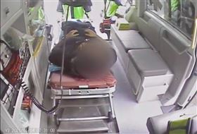 新竹市,馬桶,救護,消防局,救護車,產子,（圖／翻攝畫面）