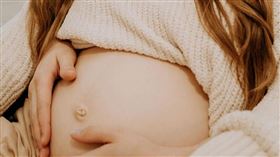 未成年小媽媽小爸爸/YouTuber/卡姆琳和蘭登/（圖／翻攝自camandfam IG）