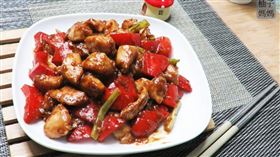 雞胸肉,柚子媽媽,雞丁,醬爆。(圖/柚子媽媽來上菜授權)