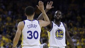 勇士締造本季助攻紀錄　柯瑞歸功嘴綠
NBA,金州勇士,Stephen Curry,Draymond Green,助攻
美聯社／達志影像