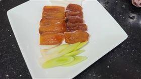 老婆想吃烏魚子他大方給　真相網跪了（圖／翻攝自爆廢公社二館臉書）