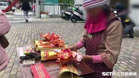 7旬阿嬤頂寒流擺攤籌夫醫藥費／記者張雅筑攝影（其它稿件勿用）