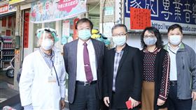 國際醫院聯盟表彰傑出防疫貢獻者  台灣診所獲獎國際醫院聯盟（IHF）表彰傑出防疫貢獻者，全球只有2 家診所獲得此獎，其中之一是位在台北市北投區的洪耳鼻喉科診所，讓台灣防疫成績再受國際矚目。（醫師公會全國聯合會理事長邱泰源提供）中央社記者陳偉婷傳真  110年1月6日