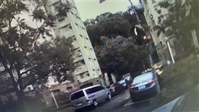 台北市文山區6日凌晨有民眾吸食笑氣 翻攝畫面