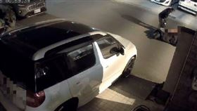 台中，外送員，猝死，體重170公斤，心肺衰竭。(圖／翻攝畫面)