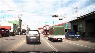 驚悚！熊貓外送女遭追撞噴飛1樓高